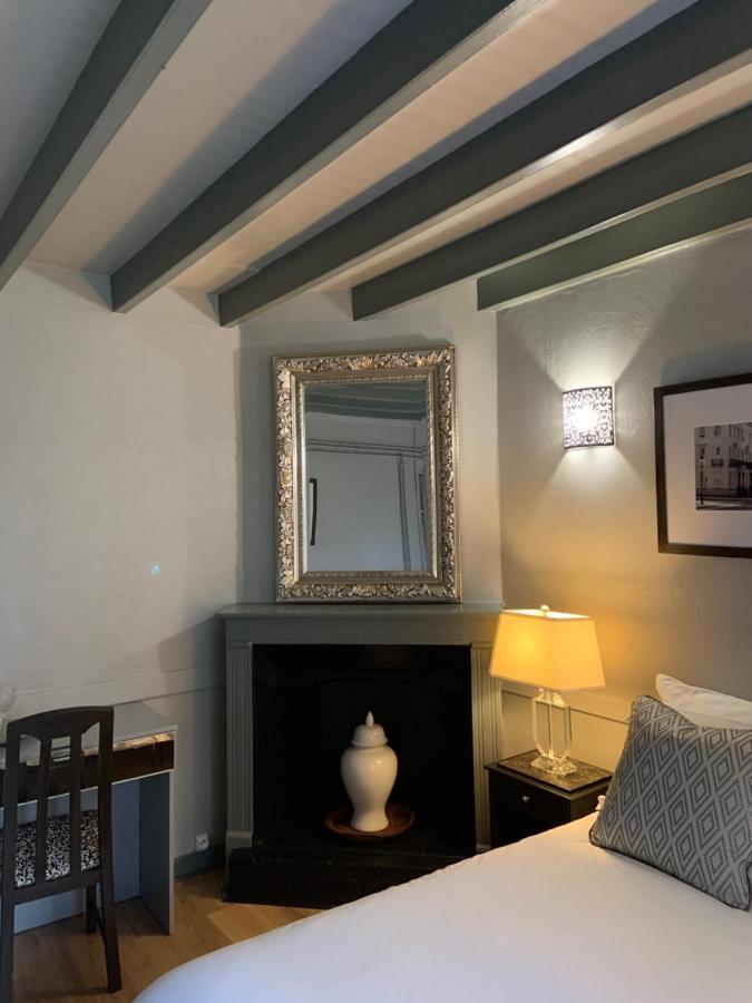 Le Petit Manoir Bed and Breakfast Brux Eksteriør billede
