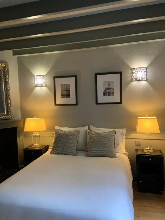 Le Petit Manoir Bed and Breakfast Brux Eksteriør billede